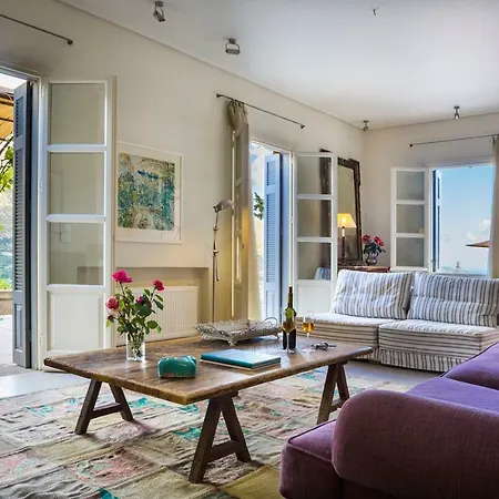 Villa Daphni Ajía Effimía