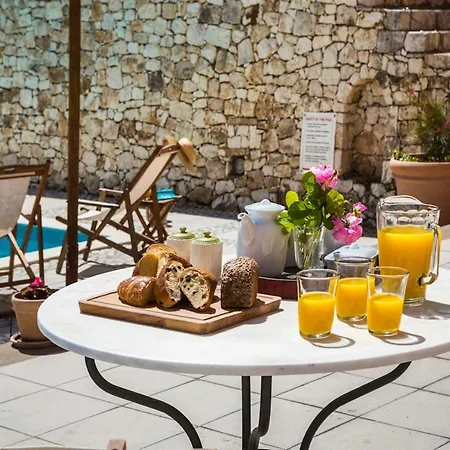 Villa Daphni Ajía Effimía